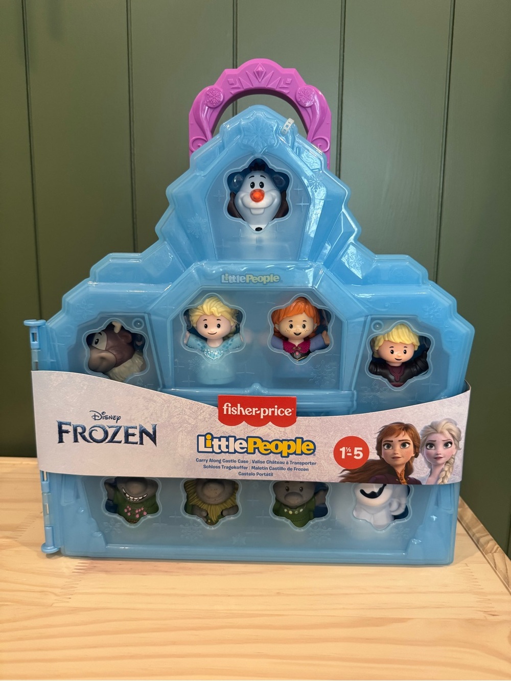 Little People Frozen Figures and Ice Castle Carrying Case